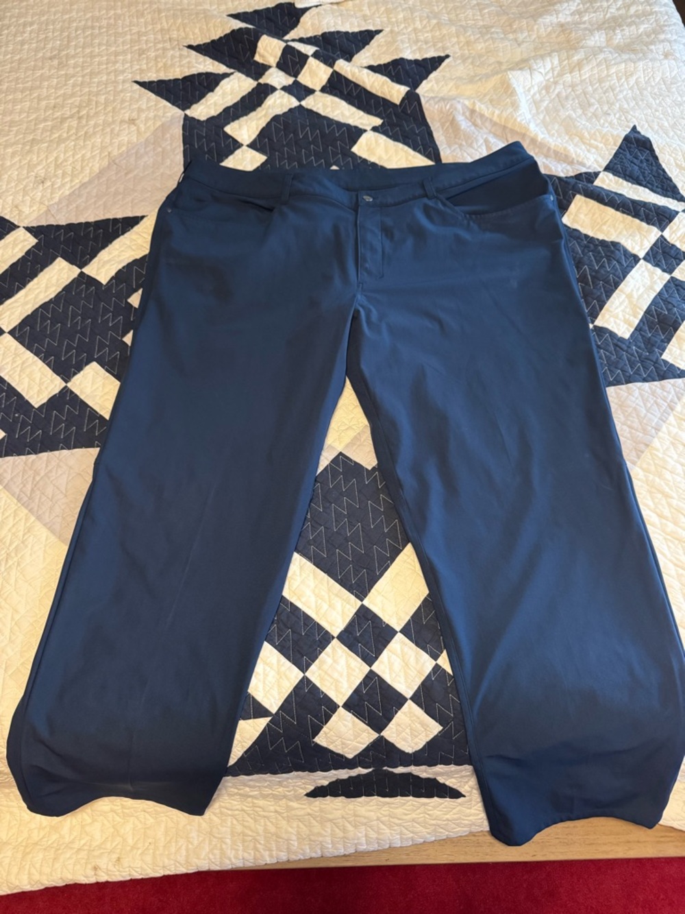 Lululemon ABC Pant - Warpstream - Navy - 46x34